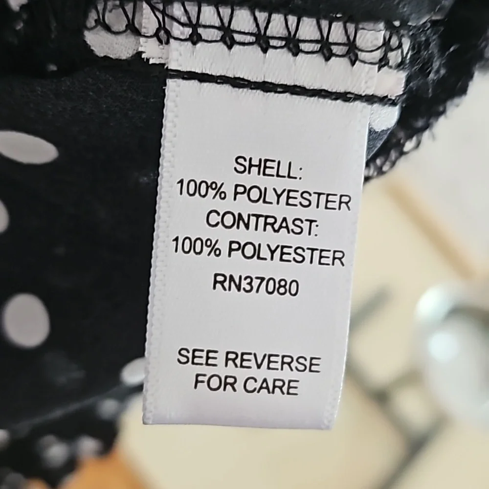 Black Polka Dot ruffle blouse with elastic band waist - Picture 3 of 9